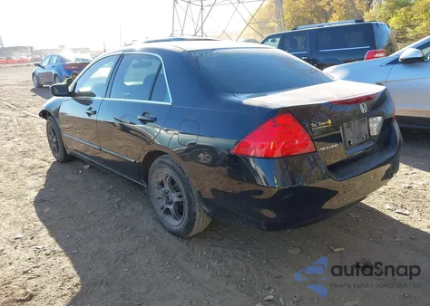 2006 Honda Accord 2.4 Se z USA, uszkodzony, nr VIN 1HGCM56356A088533